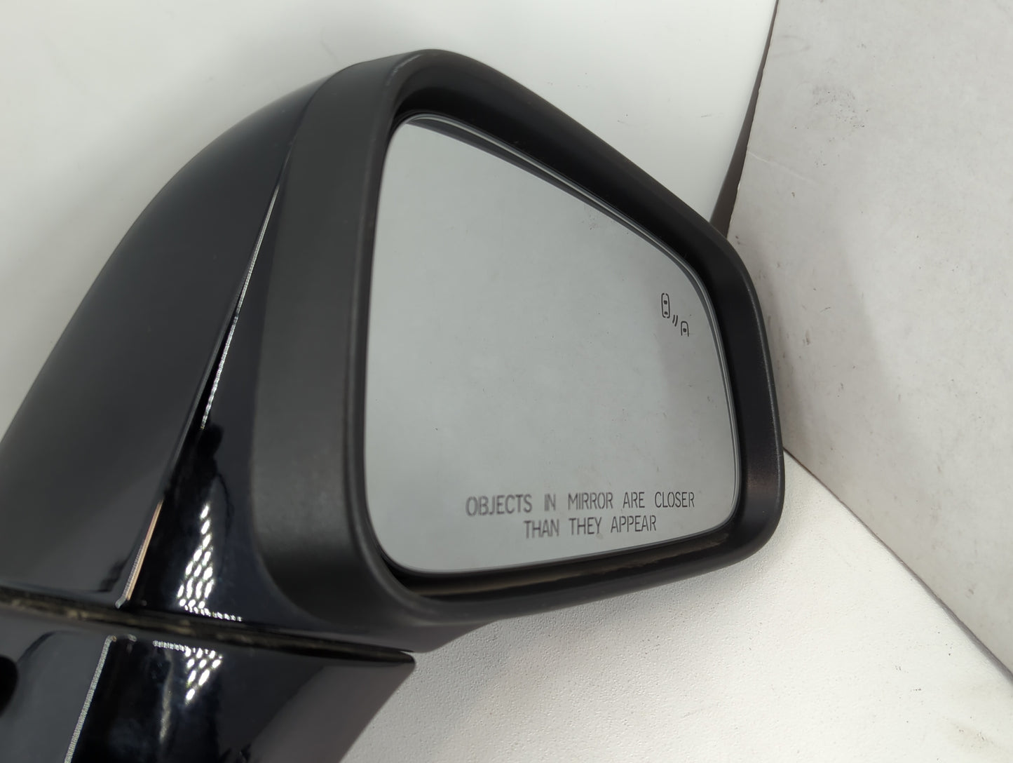 2021 Buick Encore Passenger Side View Mirror - Right Door Mirror OEM Used - Oemusedautoparts1.com