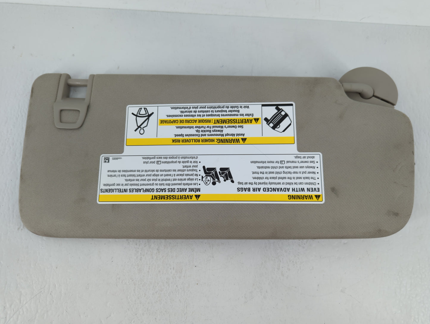 2020-2021 Buick Encore Gx Sun Visor Shade Replacement Driver Left Mirror Fits Fits 2020 2021 OEM Used Auto Parts - Oemusedau