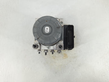 2020-2022 Chevrolet Equinox ABS Pump Control Module Replacement P/N:84875566 Fits Fits 2020 2021 2022 OEM Used Auto Parts