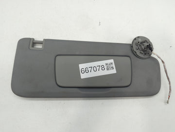 2020-2022 Chevrolet Equinox Sun Visor Shade Replacement Passenger Right Mirror Fits Fits 2020 2021 2022 OEM Used Auto Parts