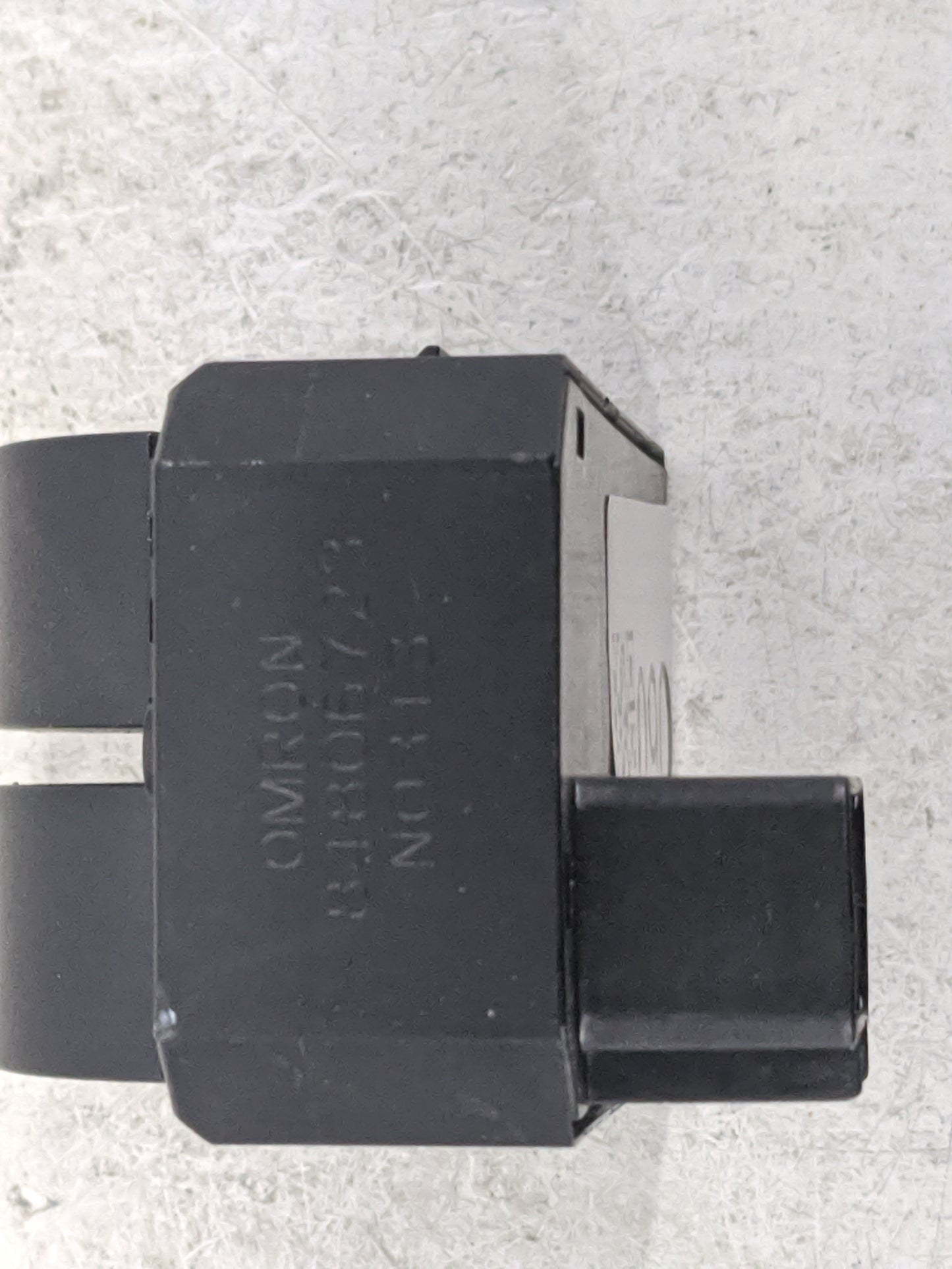2008-2021 Chevrolet Express 2500 Master Power Window Switch Replacement Driver Side Left P/N:OMRON 13406723 Fits OEM Used Au