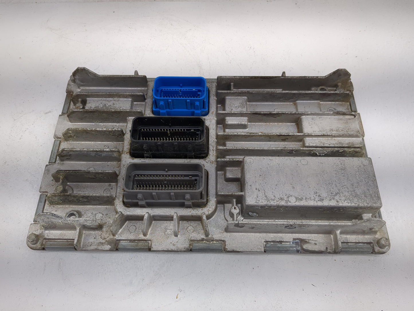 2021 Chevrolet Express 2500 PCM Engine Control Computer ECU ECM PCU OEM P/N:12711994 12711867 Fits Fits 2019 2020 2022 OEM U