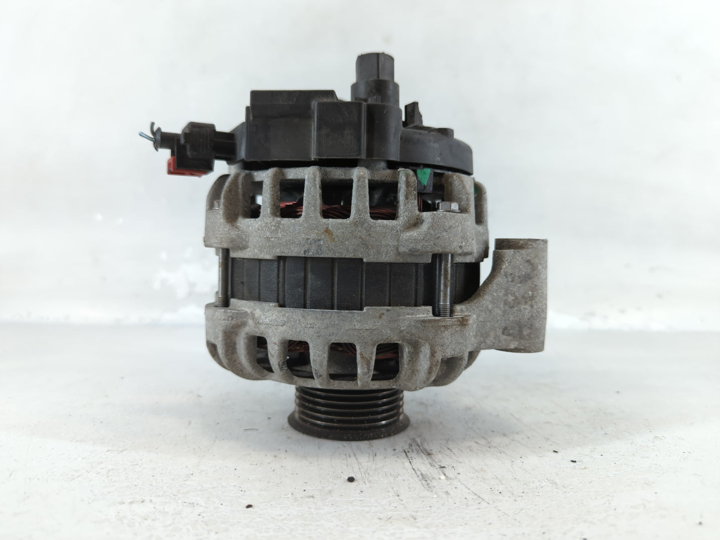 2017-2021 Chevrolet Express 2500 Alternator Replacement Generator Charging Assembly Engine OEM P/N:84206550 F 000 BL0 6N7 Fi