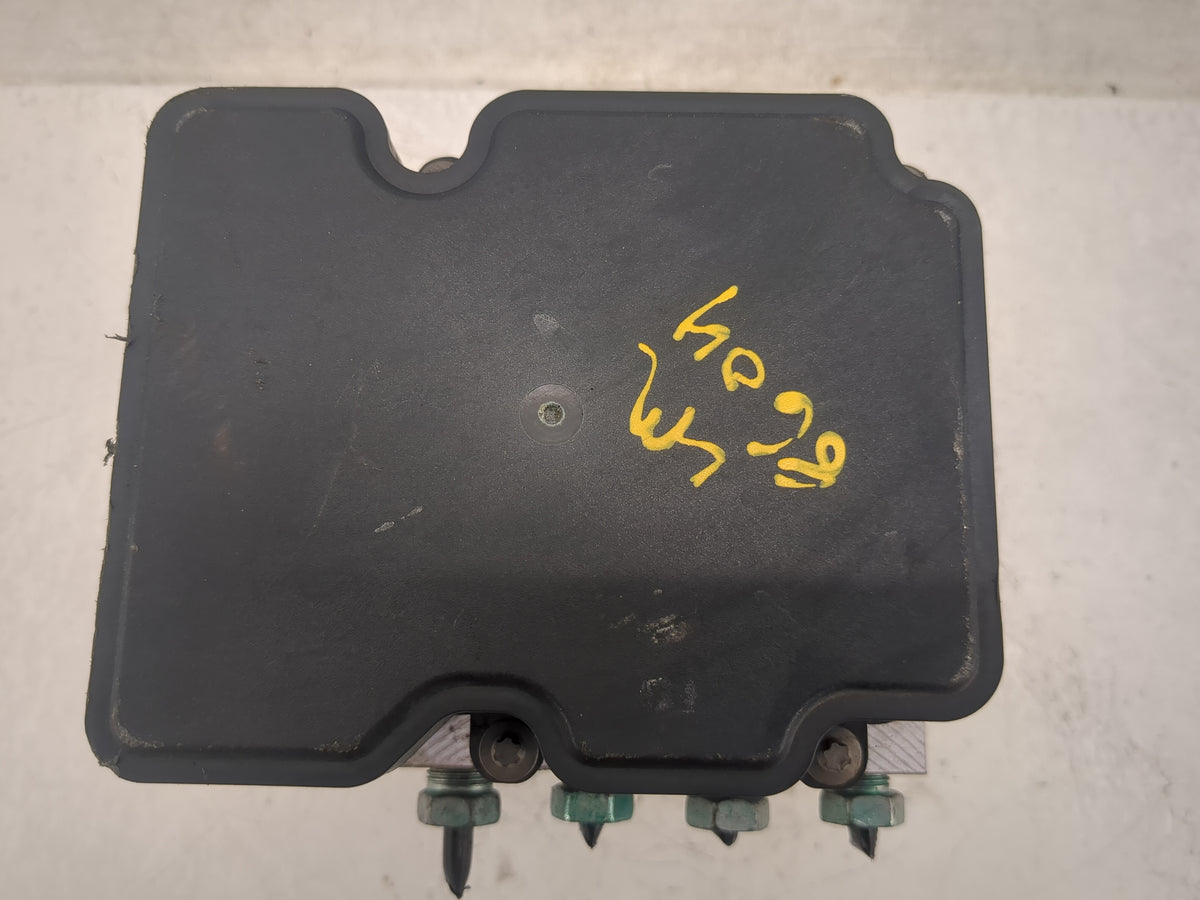 2019-2021 Chevrolet Malibu Anti-Lock Brake ABS Pump Module Actuator OEM P/N:065055766 8476 7280 Fits Fits 2019 2020 2021 OEM