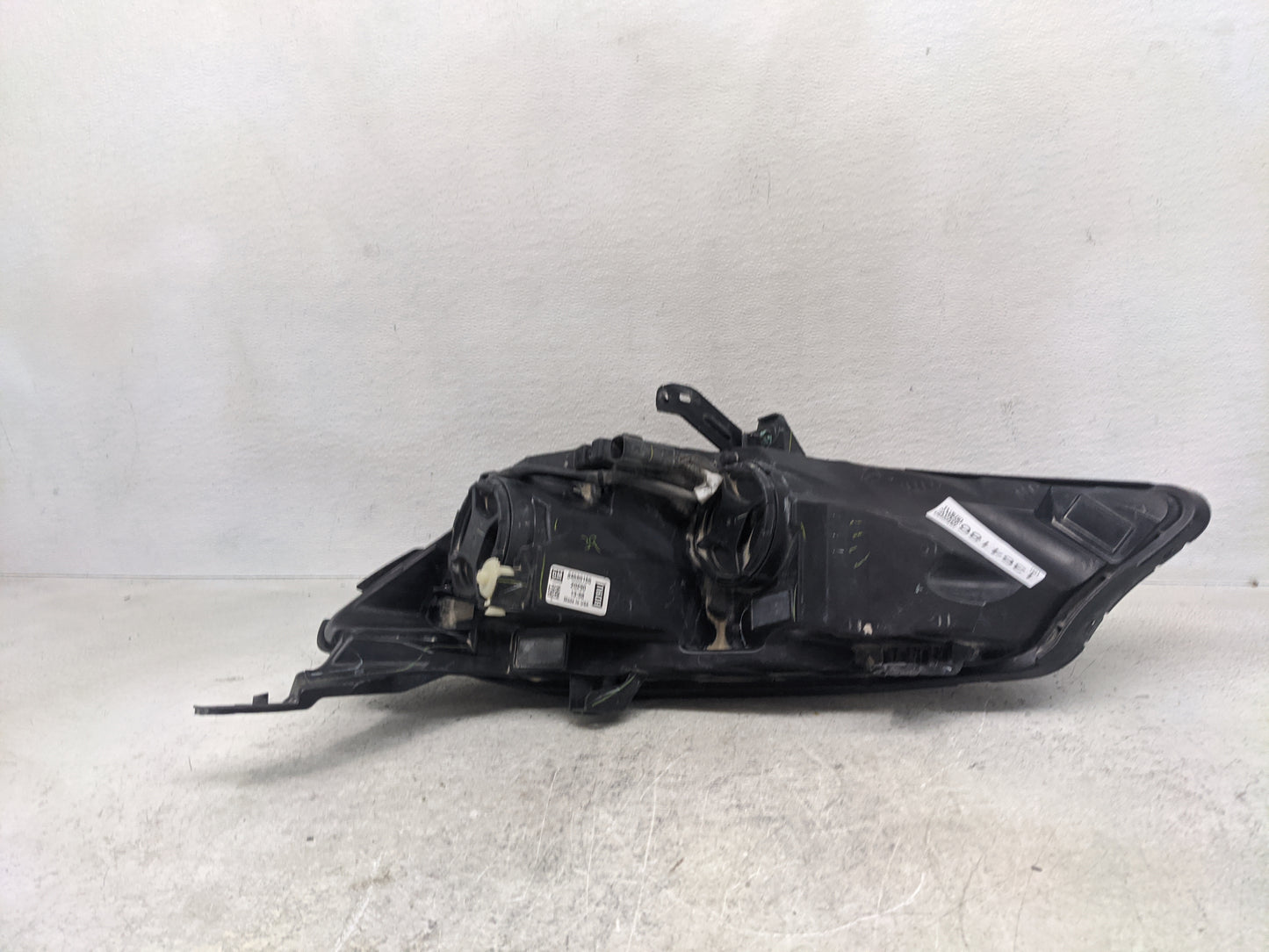 2019-2022 Chevrolet Malibu Passenger Right Oem Head Light Headlight Lamp - Oemusedautoparts1.com