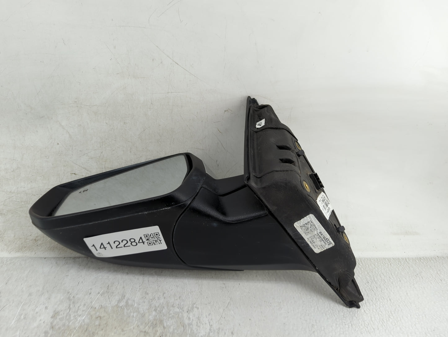 2019-2021 Chevrolet Malibu Driver Side View Mirror - Left Door Mirror OEM Used - Oemusedautoparts1.com