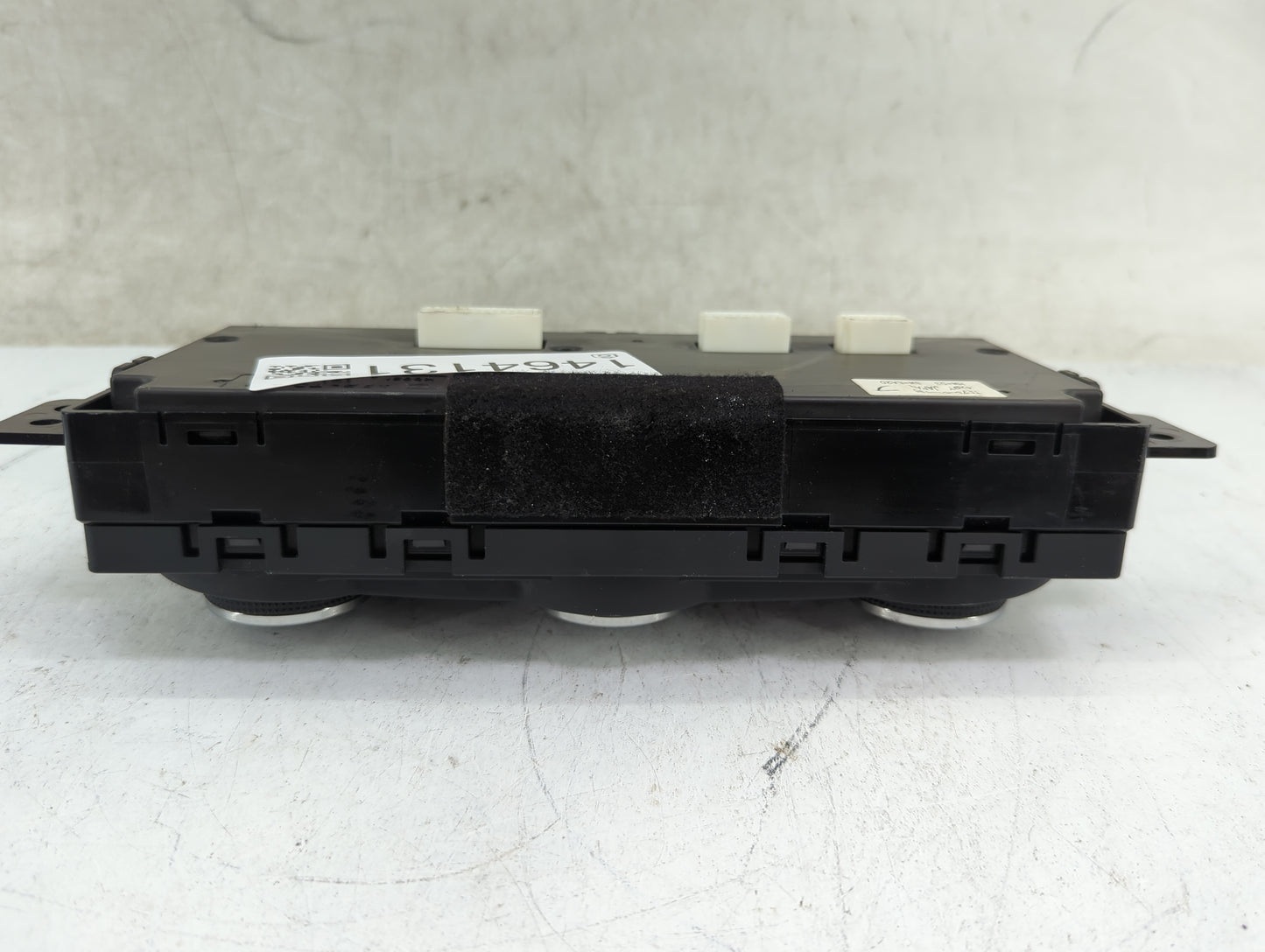 2019-2021 Chevrolet Malibu Climate Control Module Temperature AC/Heater Replacement P/N:TE70-61-190 Fits Fits 2019 2020 2021