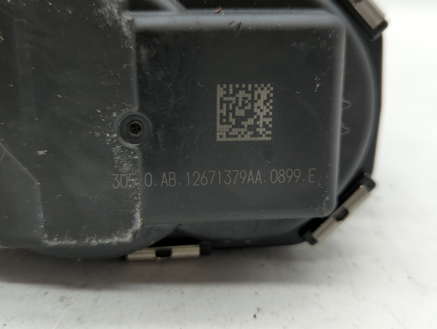 2016-2019 Chevrolet Malibu Throttle Body P/N:12659491BA 12671379AA Fits Fits 2016 2017 2018 2019 OEM Used Auto Parts - Oemus