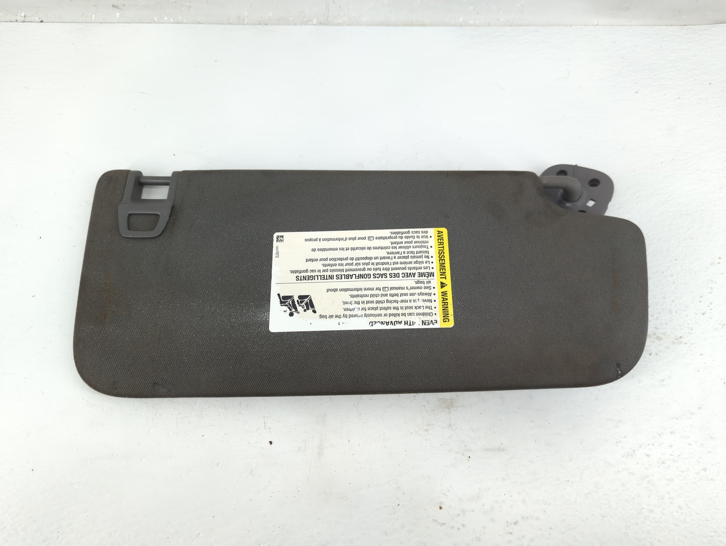 2019-2022 Chevrolet Silverado 1500 Sun Visor Shade Replacement Driver Left Mirror Fits Fits 2019 2020 2021 2022 OEM Used Aut