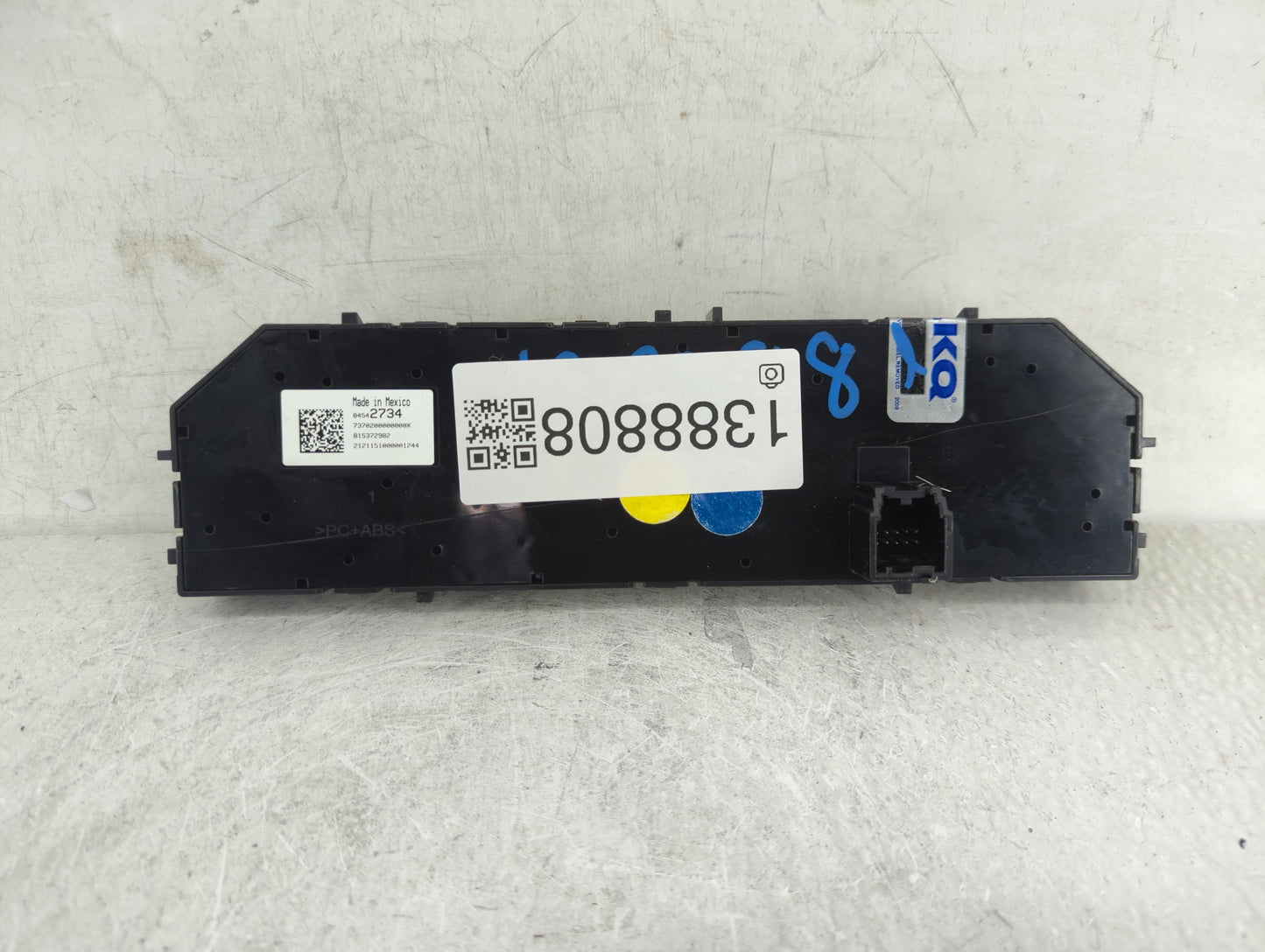 2019-2022 Chevrolet Silverado 1500 Climate Control Module Temperature AC/Heater Replacement P/N:84542734 Fits OEM Used Auto