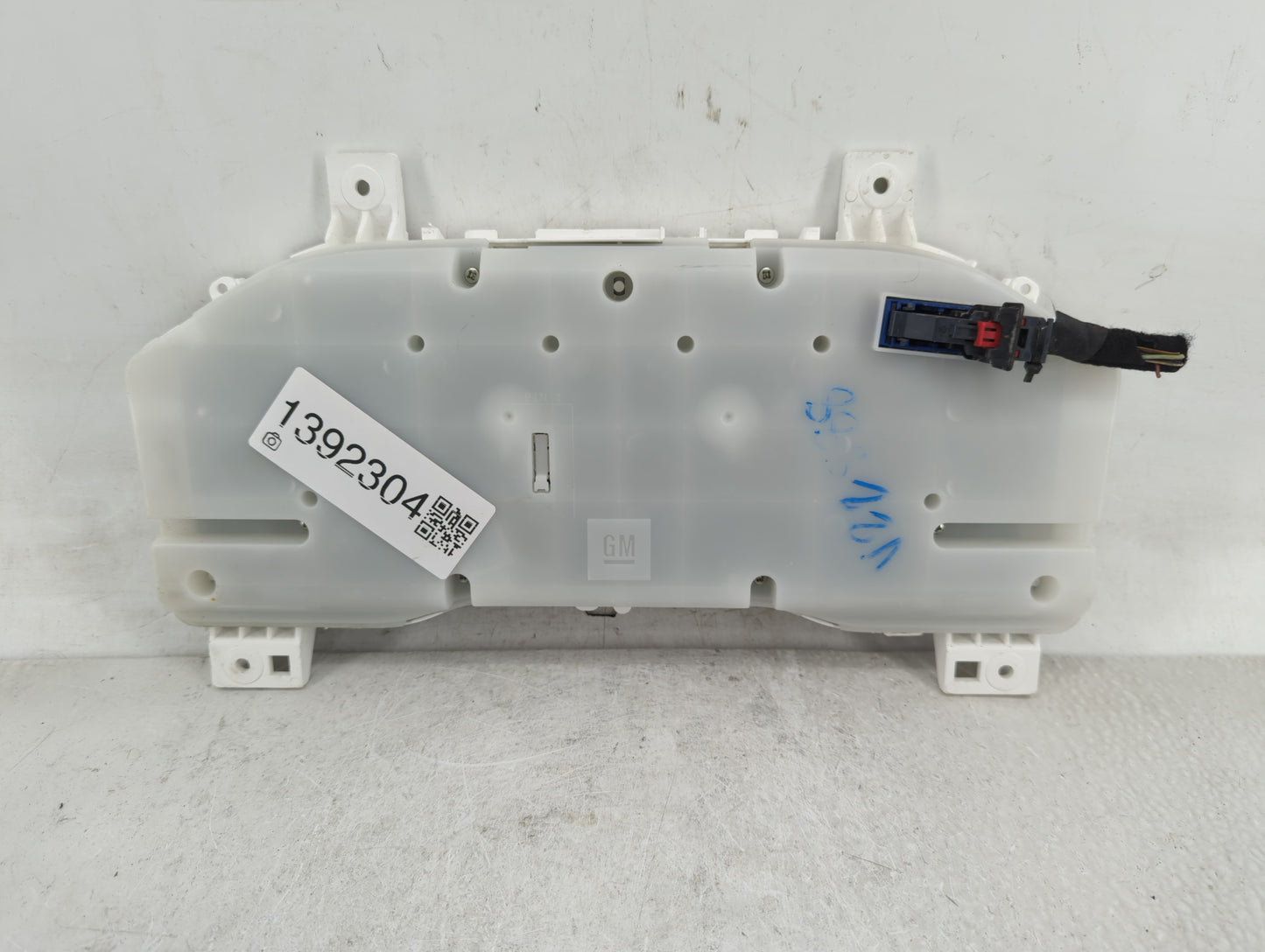 2021-2022 Chevrolet Silverado 1500 Instrument Cluster Speedometer Gauges P/N:84934301 Fits Fits 2021 2022 OEM Used Auto Part