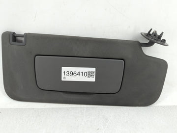 2019-2022 Chevrolet Silverado 1500 Sun Visor Shade Replacement Passenger Right Mirror Fits Fits 2019 2020 2021 2022 OEM Used Auto Parts
