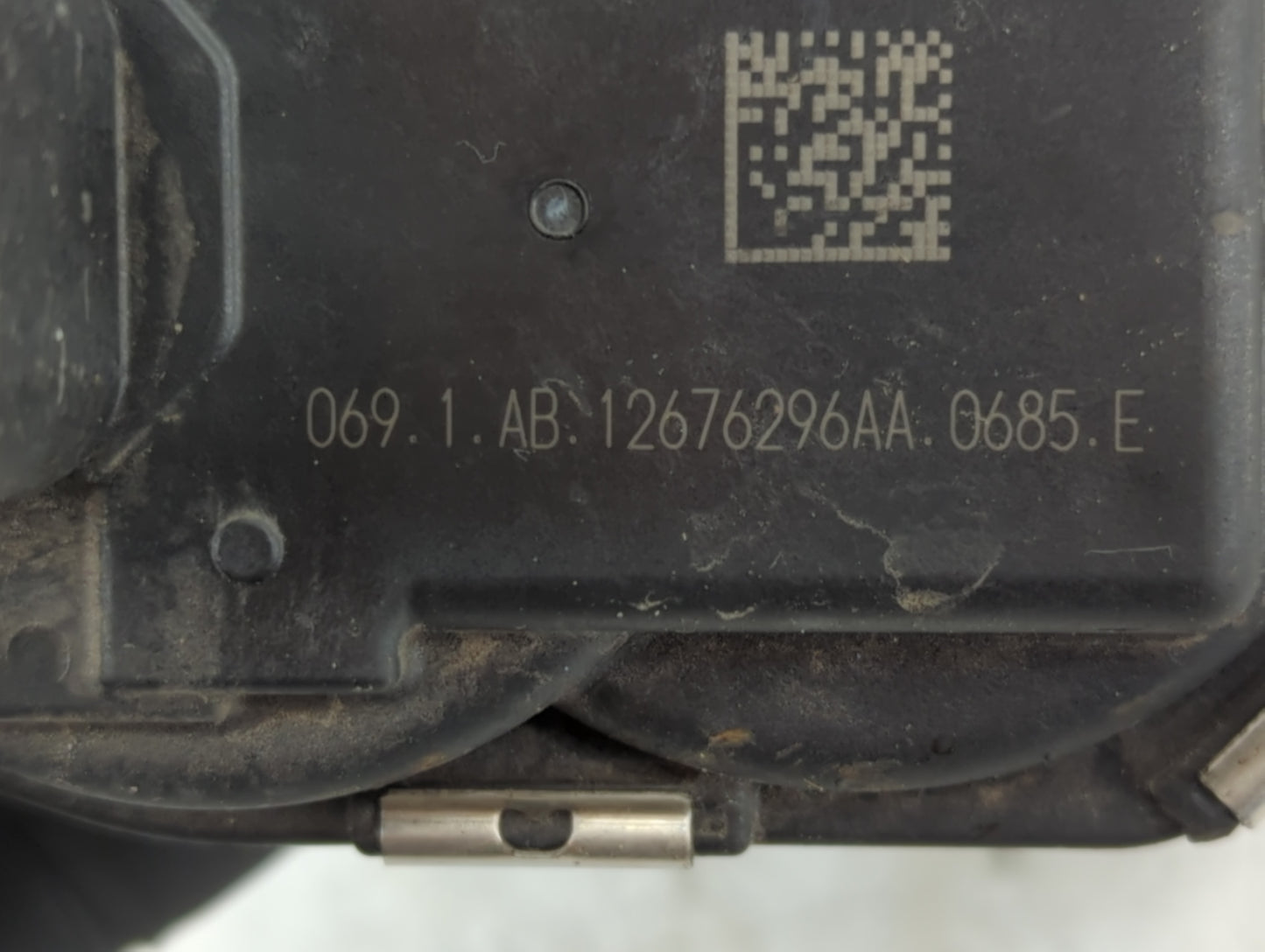 2021 Chevrolet Silverado 1500 Throttle Body P/N:12676296AA Fits Fits 2016 2017 2018 2019 2020 2022 OEM Used Auto Parts - Oem