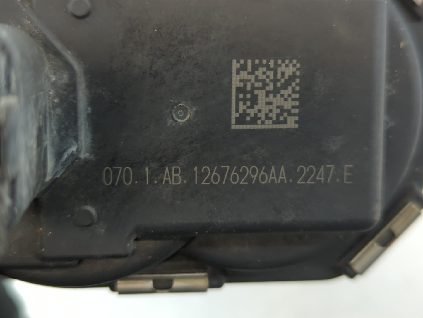 2021 Chevrolet Silverado 1500 Throttle Body P/N:12676296AA Fits Fits 2016 2017 2018 2019 2020 2022 OEM Used Auto Parts - Oem