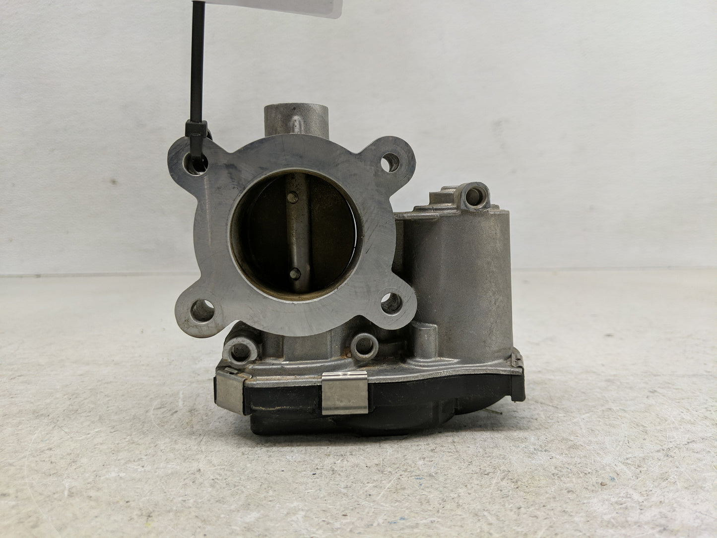 2016-2022 Chevrolet Spark Throttle Body Fits Fits 2016 2017 2018 2019 2020 2021 2022 OEM Used Auto Parts - Oemusedautoparts1