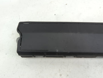 2021-2022 Chevrolet Trailblazer Air Bag Passenger Right Knee OEM P/N:22823445 84040725 Fits Fits 2017 2018 2019 2020 2021 2022 OEM Used Auto Parts