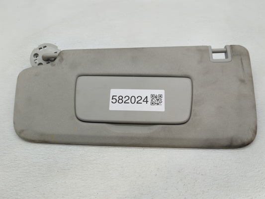 2018-2022 Chevrolet Traverse Sun Visor Shade Replacement Passenger Right Mirror Fits Fits 2018 2019 2020 2021 2022 OEM Used Auto Parts