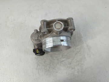2017-2022 Chevrolet Traverse Throttle Body P/N:12632172BA Fits Fits 2012 2013 2014 2015 2016 2017 2018 2019 2020 2021 2022 OEM Used Auto Parts