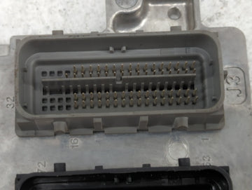 2017-2018 Chevrolet Trax PCM Engine Control Computer ECU ECM PCU OEM P/N:12692201 12679097, 12685776 Fits Fits 2017 2018 2019 OEM Used Auto Parts