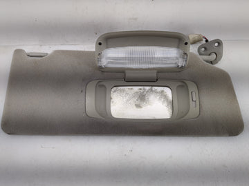 2020-2021 Chrysler Voyager Sun Visor Shade Replacement Passenger Right Mirror Fits Fits 2020 2021 2022 OEM Used Auto Parts
