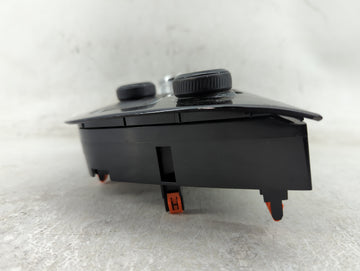 2021-2022 Chrysler Voyager Climate Control Module Temperature AC/Heater Replacement P/N:P7AS371X8AA Fits Fits 2021 2022 OEM Used Auto Parts