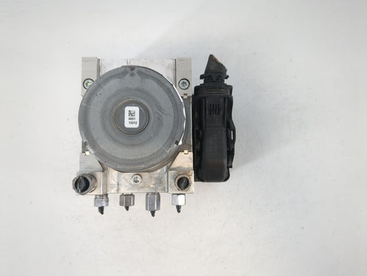 2018-2022 Dodge Challenger ABS Pump Control Module Replacement P/N:P68500121AC Fits Fits 2018 2019 2020 2021 2022 OEM Used Auto Parts