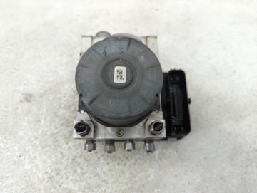 2021 Dodge Ram 1500 ABS Pump Control Module Replacement P/N:68438453AD Fits Fits 2019 2020 2022 OEM Used Auto Parts