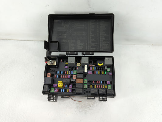2021 Dodge Ram 1500 Fusebox Fuse Box Panel Relay Module P/N:7240-1956-30 Fits OEM Used Auto Parts