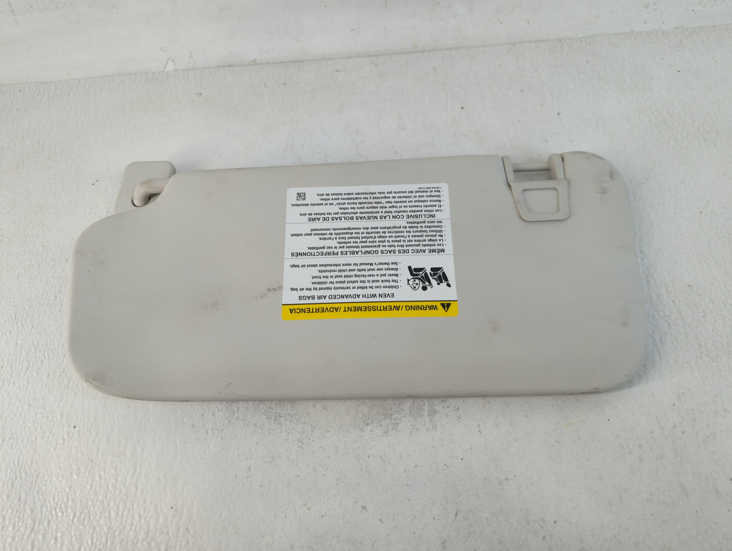 2021 Ford Bronco Sun Visor Shade Replacement Passenger Right Mirror Fits OEM Used Auto Parts - Oemusedautoparts1.com