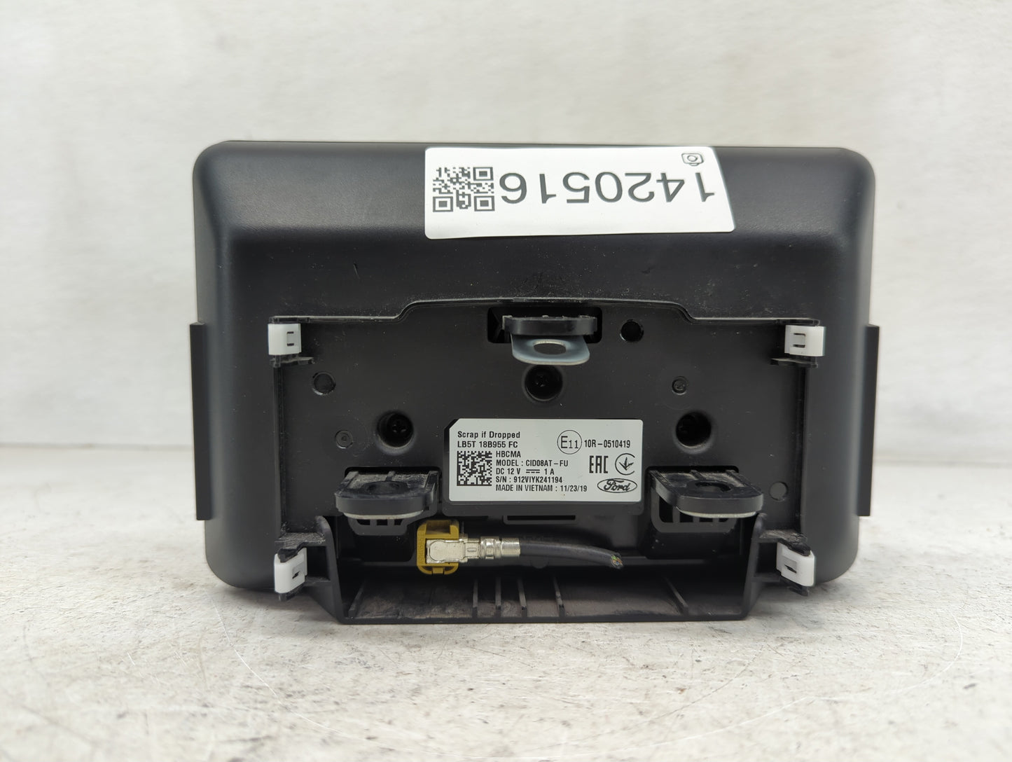2020-2022 Ford Explorer Information Display Screen - Oemusedautoparts1.com