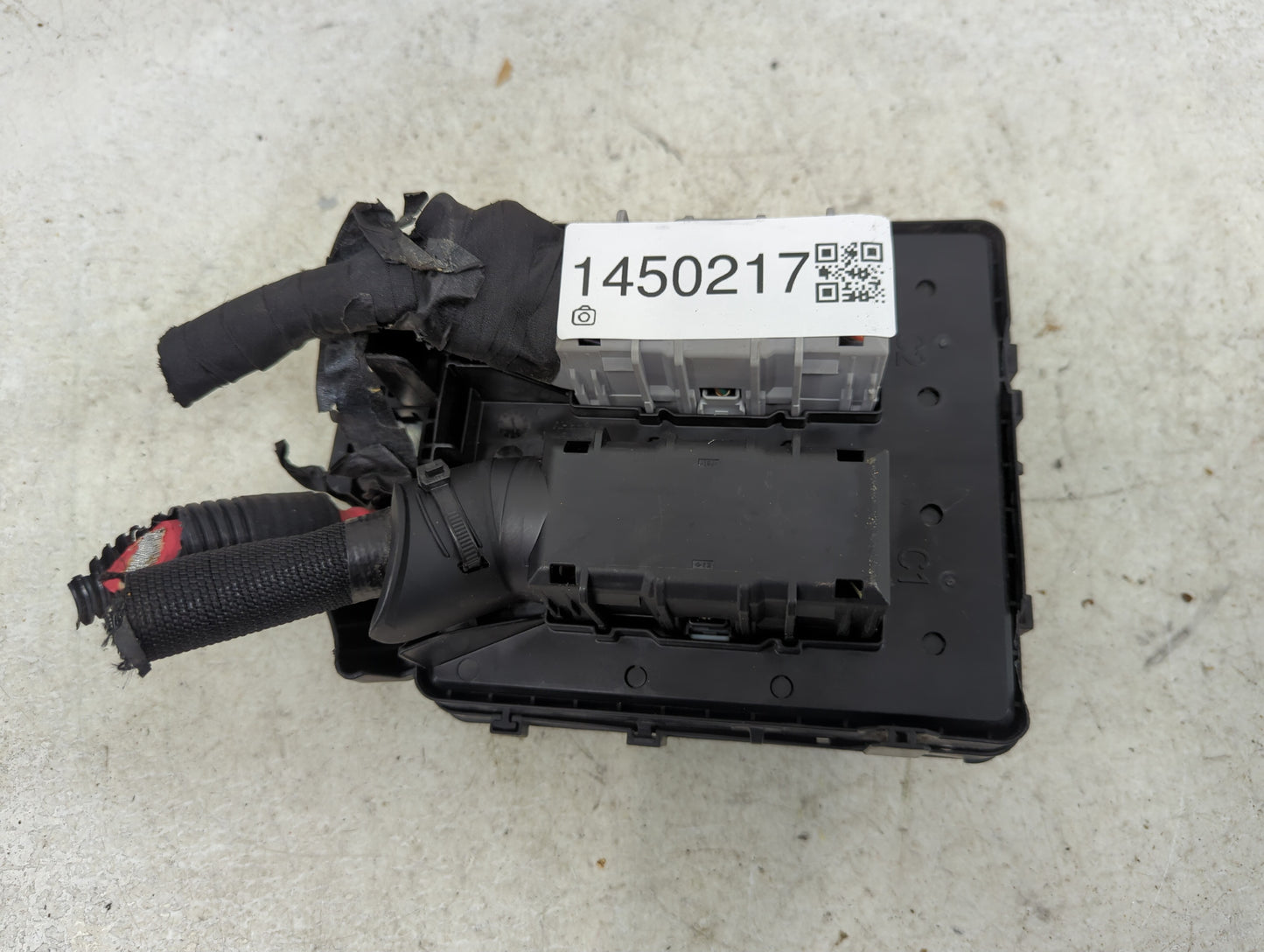 2021 Ford Transit 250 Fusebox Fuse Box Panel Relay Module P/N:MK4T-14D068-MA 8T2T-14B192-BA Fits OEM Used Auto Parts - Oemus