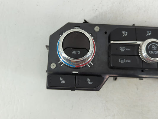 2021 Gmc Sierra 1500 Climate Control Module Temperature AC/Heater Replacement P/N:84692239 Fits Fits 2022 OEM Used Auto Parts