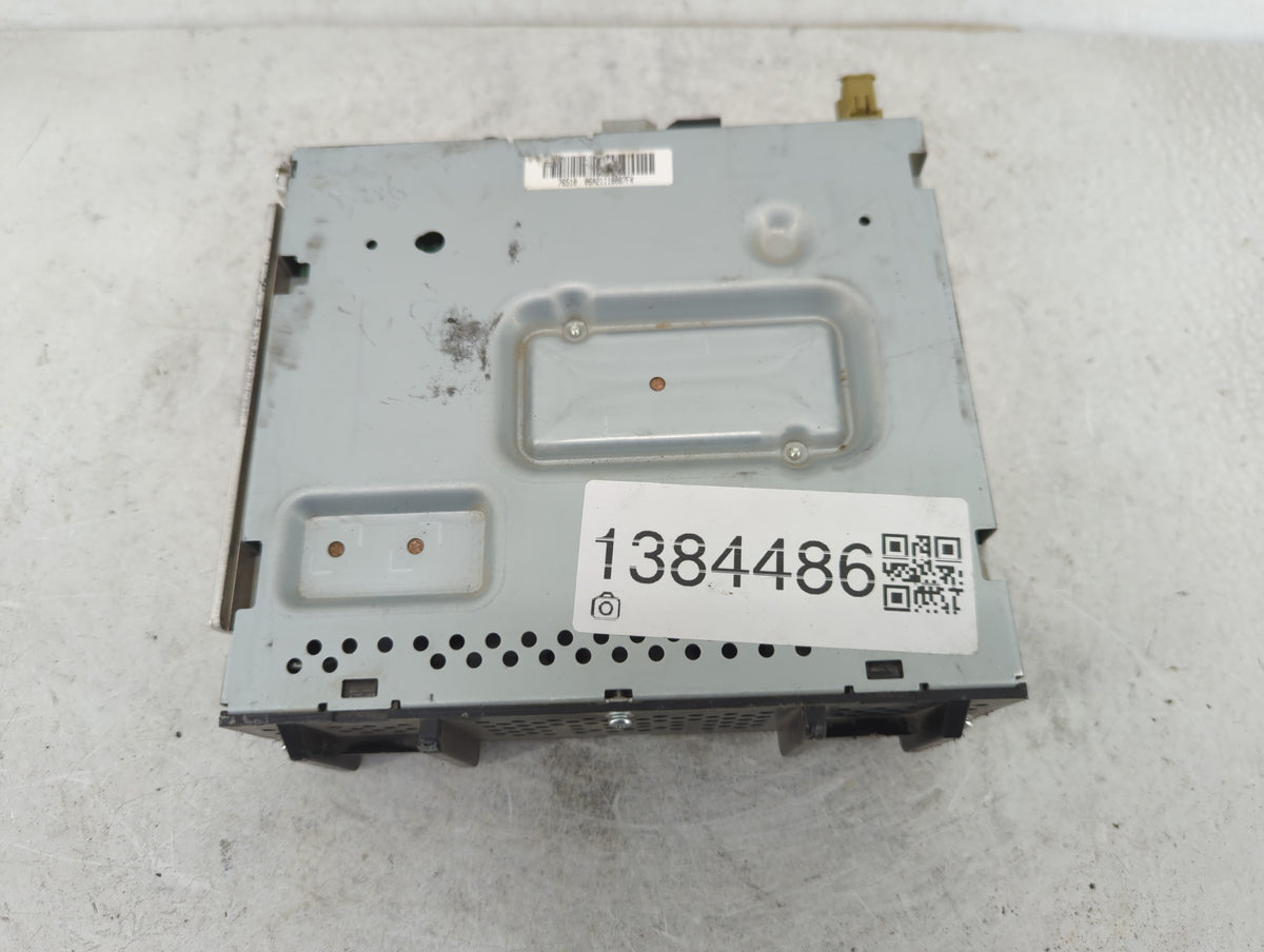2020-2022 Gmc Sierra 1500 Radio AM FM Cd Player Receiver Replacement P/N:85521706 Fits Fits 2020 2021 2022 OEM Used Auto Par
