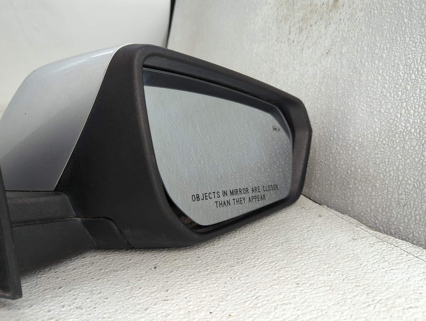 2018-2021 Gmc Terrain Passenger Side View Mirror - Right Door Mirror OEM Used - Oemusedautoparts1.com