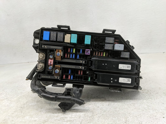 2021-2022 Honda Accord Fusebox Fuse Box Panel Relay Module P/N:PP-TD10 Fits Fits 2021 2022 OEM Used Auto Parts