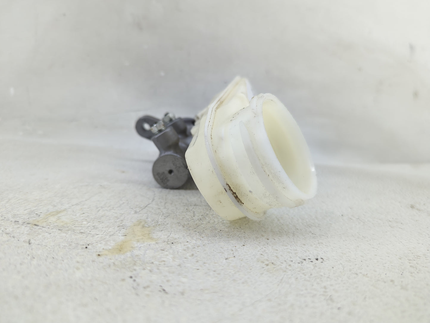 2016-2021 Honda Civic Brake Master Cylinder - Oemusedautoparts1.com