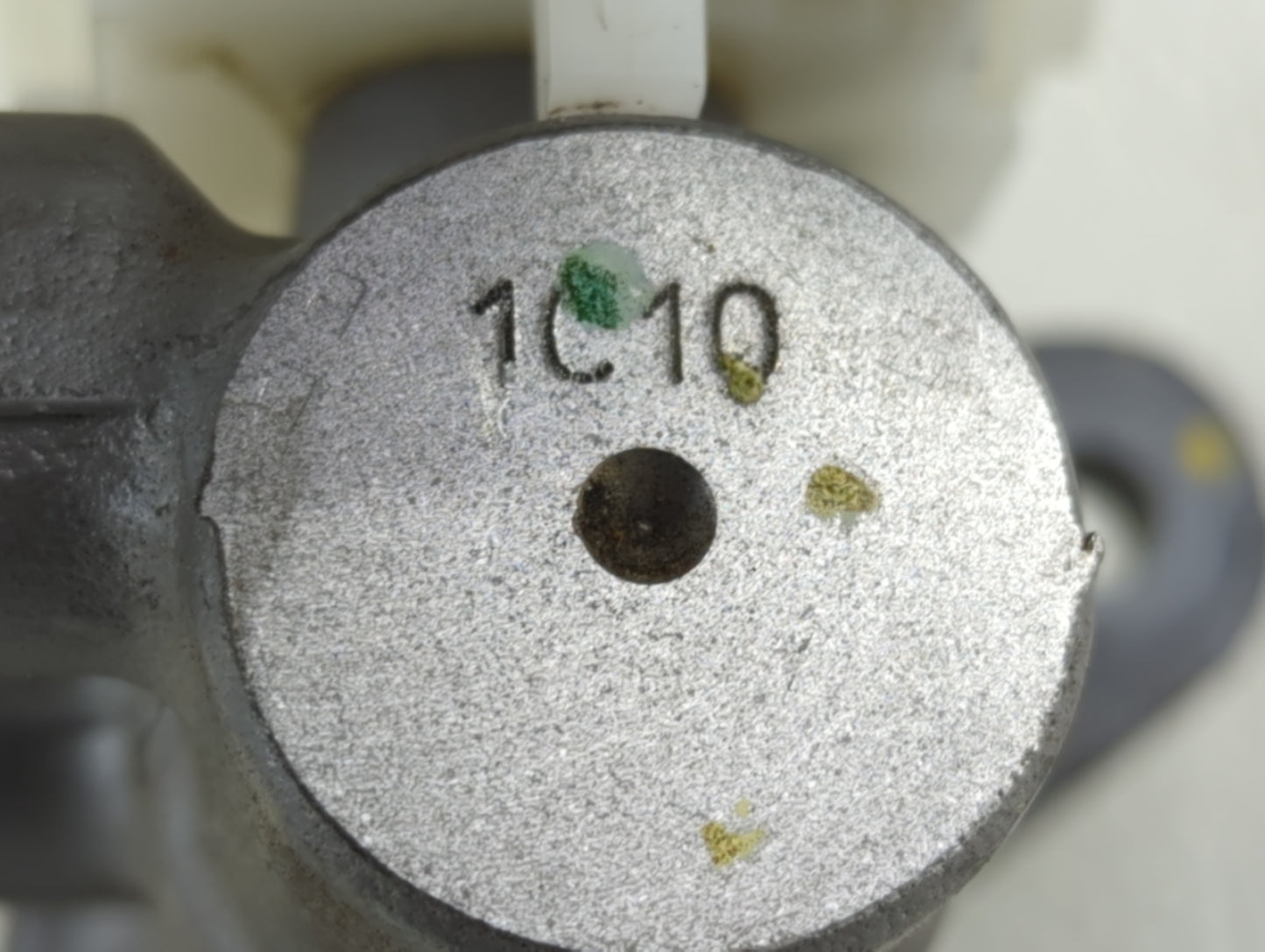 2017-2021 Honda Civic Brake Master Cylinder 1310763 - Oemusedautoparts1.com