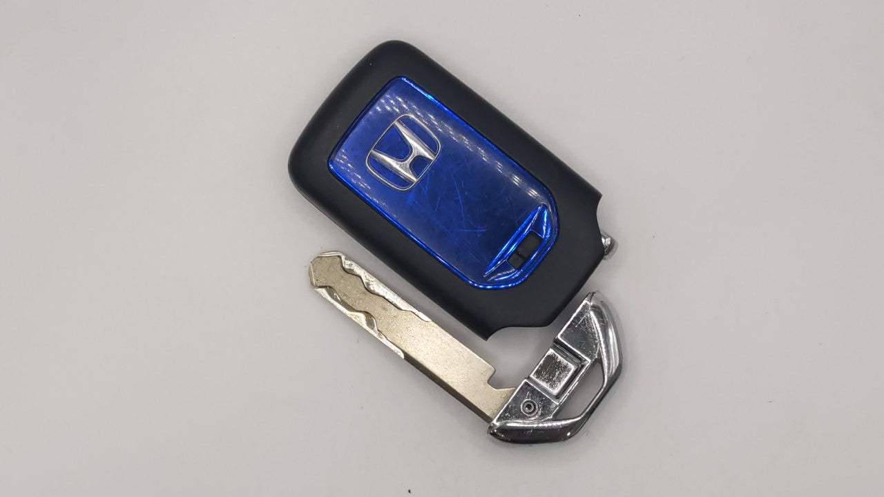 Honda Clarity Plug-In Hybrid Keyless Entry Remote Fob KR5V2X A2C98676600 - Oemusedautoparts1.com