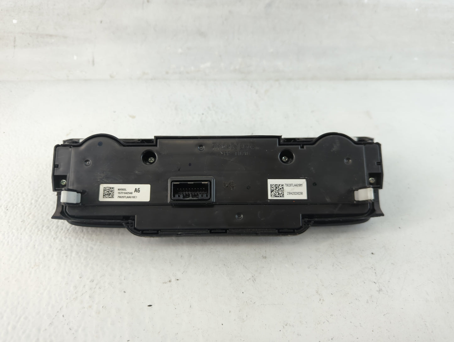 2020-2022 Honda Cr-V Climate Control Module Temperature AC/Heater Replacement P/N:79620TLAA510C1 14021095630 Fits OEM Used A