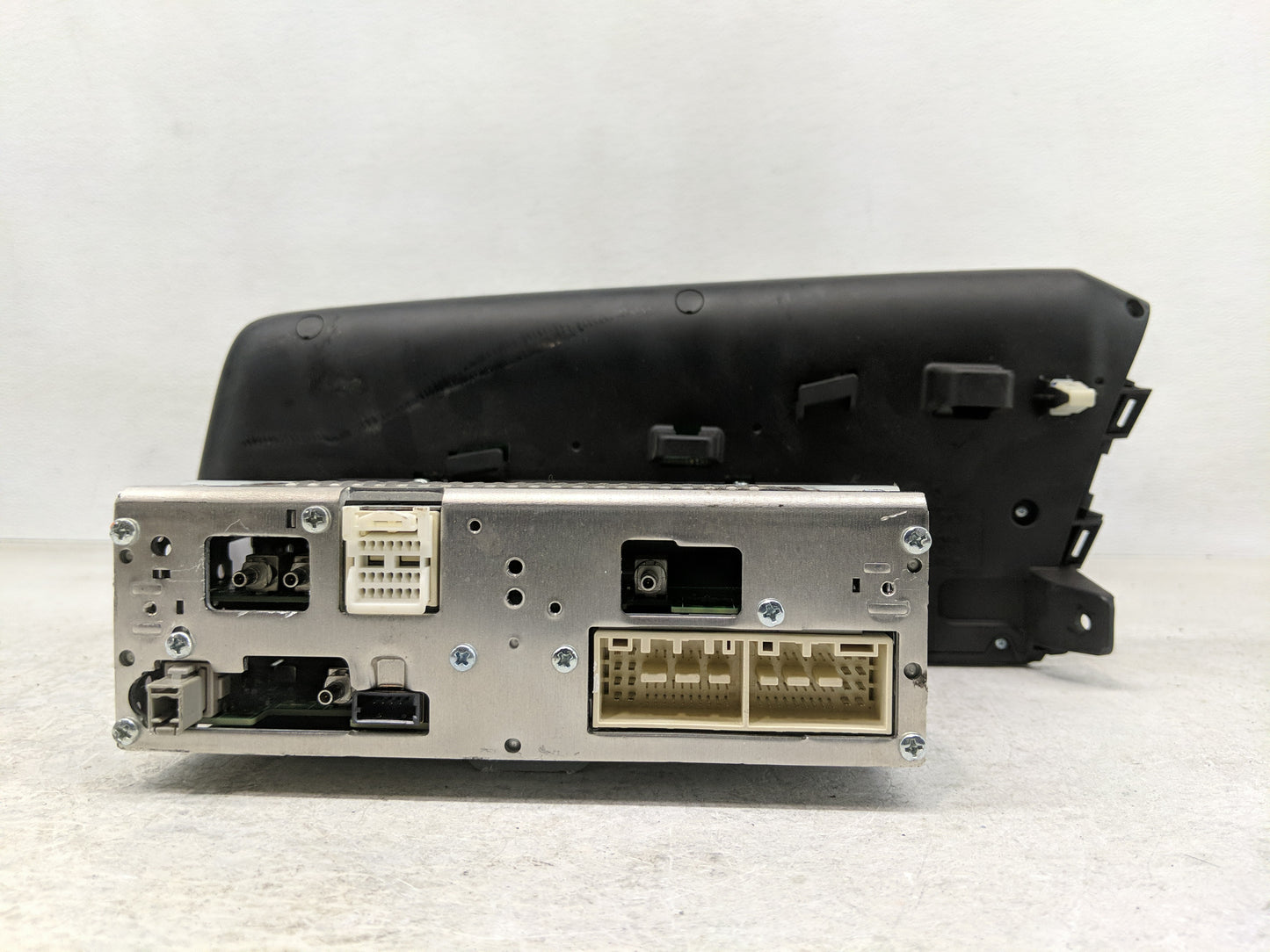 2021-2022 Hyundai Elantra Radio AM FM Cd Player Receiver Replacement P/N:96160-AA240M5R Fits Fits 2021 2022 OEM Used Auto Pa