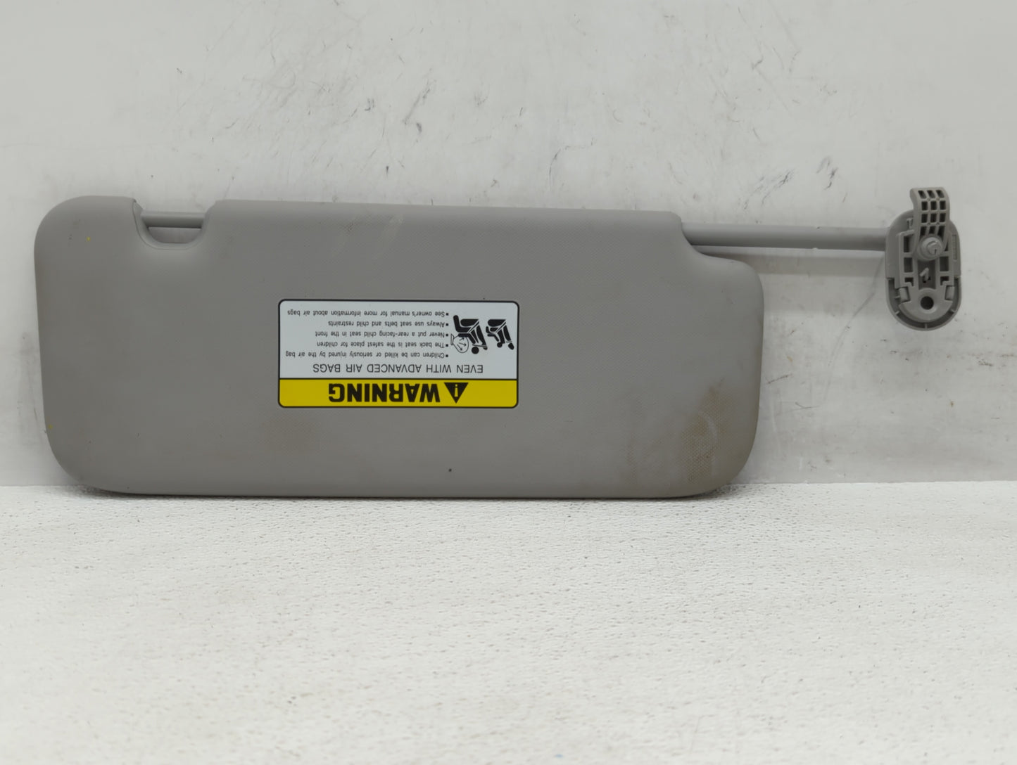 2021-2022 Hyundai Elantra Sun Visor Shade Replacement Driver Left Mirror Fits Fits 2021 2022 OEM Used Auto Parts - Oemusedau