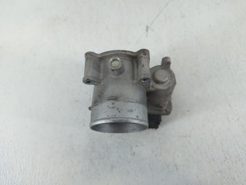 2021-2022 Hyundai Elantra Throttle Body P/N:35100-2J410 Fits Fits 2021 2022 OEM Used Auto Parts