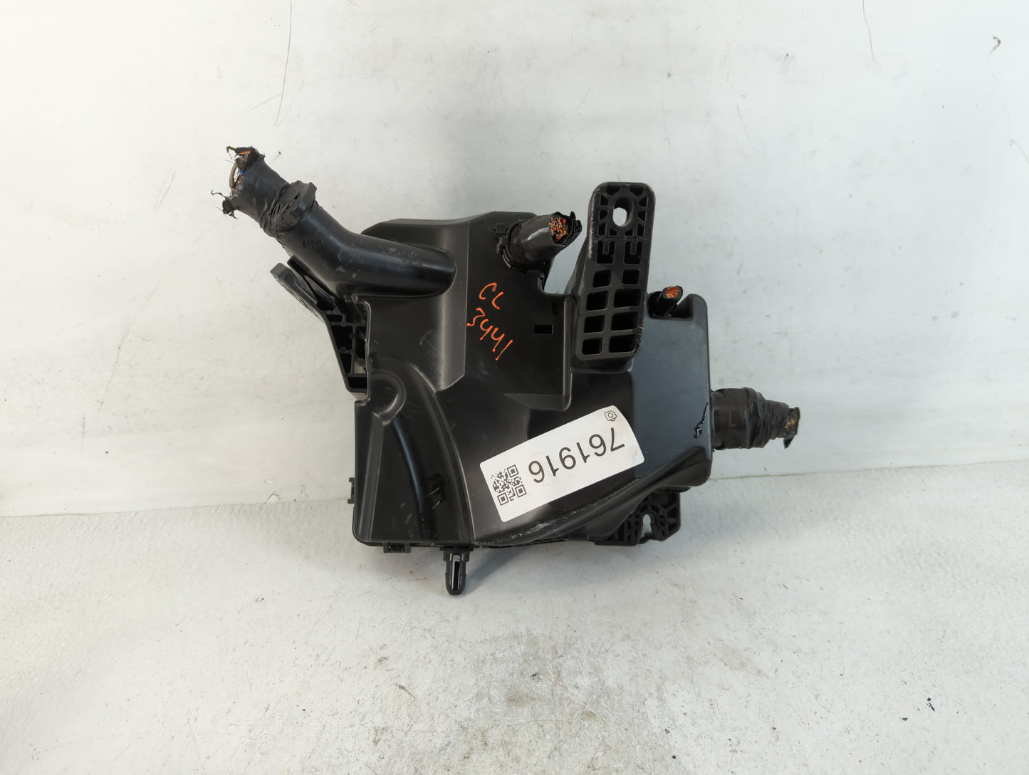 2021-2022 Hyundai Elantra Fusebox Fuse Box Panel Relay Module P/N:91956-AA020 Fits Fits 2021 2022 OEM Used Auto Parts - Oemu