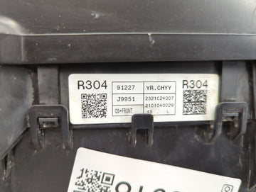 2018-2021 Hyundai Kona Fusebox Fuse Box Panel Relay Module P/N:91227 J9951 Fits Fits 2018 2019 2020 2021 OEM Used Auto Parts