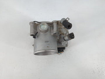 2018-2021 Hyundai Kona Throttle Body P/N:35100-2E400 Fits Fits 2012 2013 2014 2015 2016 2018 2019 2020 2021 OEM Used Auto Parts