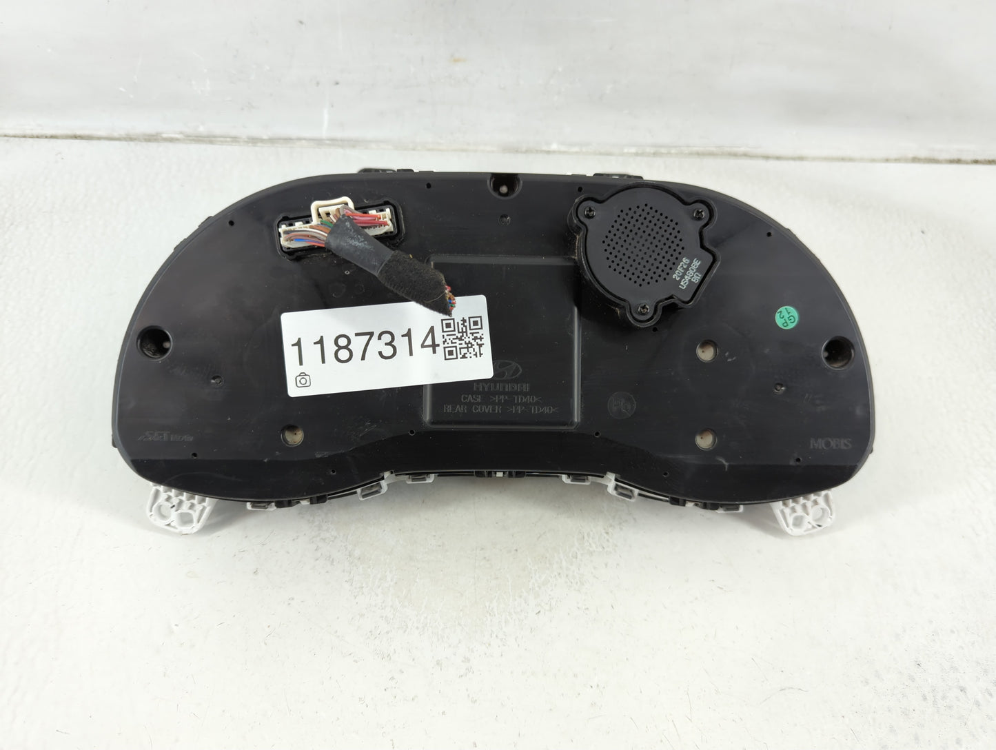2019-2021 Hyundai Kona Instrument Cluster Speedometer Gauges Fits Fits 2019 2020 2021 OEM Used Auto Parts - Oemusedautoparts