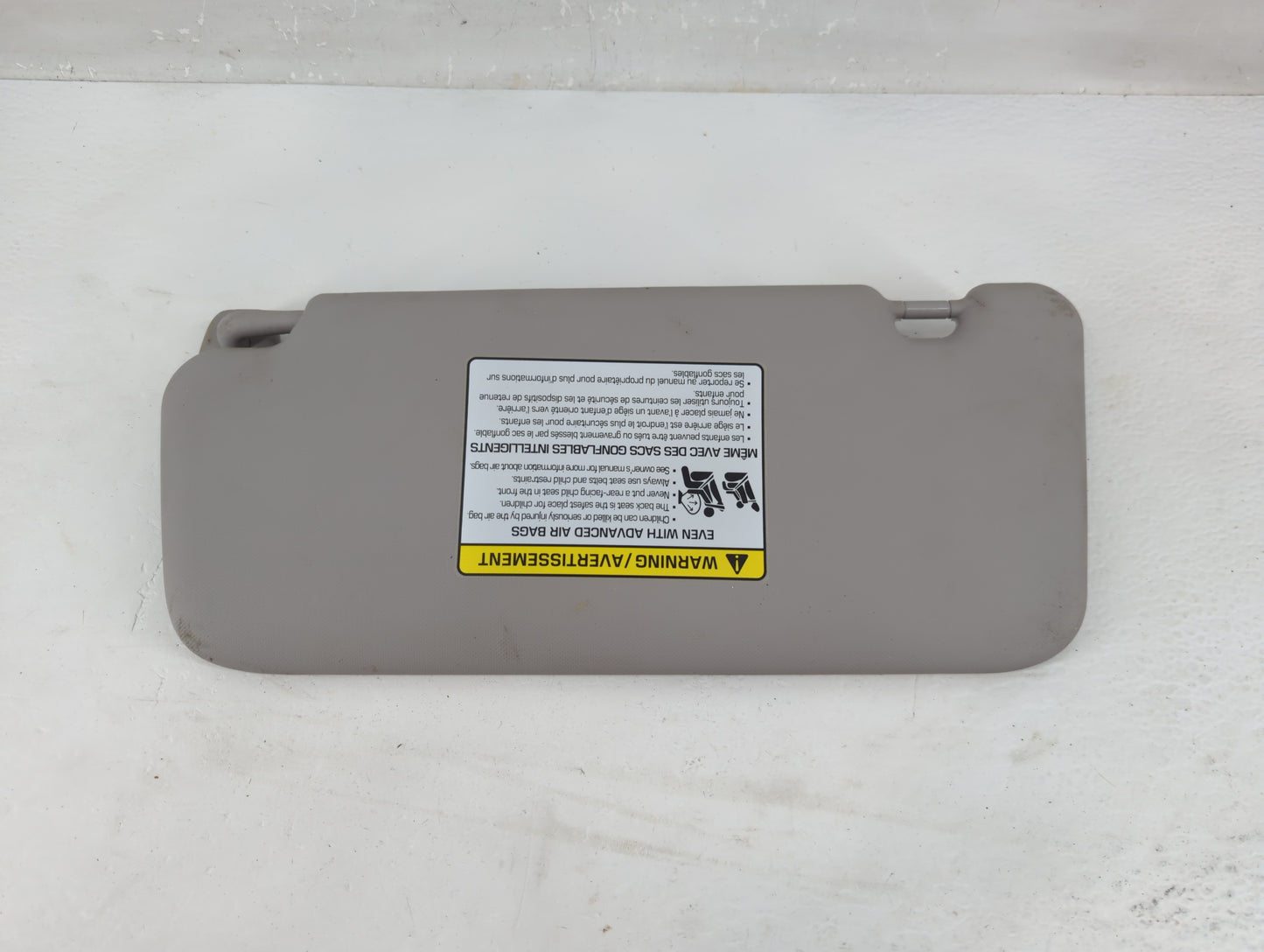 2018-2021 Hyundai Kona Sun Visor Shade Replacement Passenger Right Mirror Fits Fits 2018 2019 2020 2021 OEM Used Auto Parts