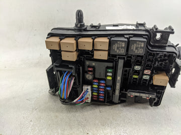 2018-2021 Hyundai Kona Fusebox Fuse Box Panel Relay Module Fits Fits 2018 2019 2020 2021 OEM Used Auto Parts