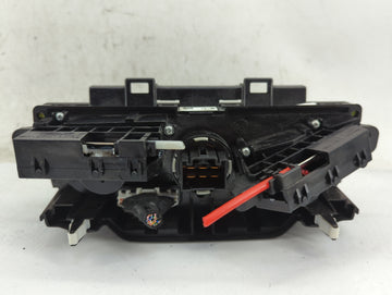 2018-2021 Hyundai Kona Climate Control Module Temperature AC/Heater Replacement P/N:97250-J9070 Fits Fits 2018 2019 2020 2021 OEM Used Auto Parts