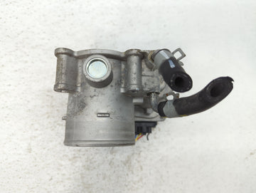 2018-2021 Hyundai Kona Throttle Body P/N:351000-2E400 Fits Fits 2012 2013 2014 2015 2016 2018 2019 2020 2021 OEM Used Auto Parts